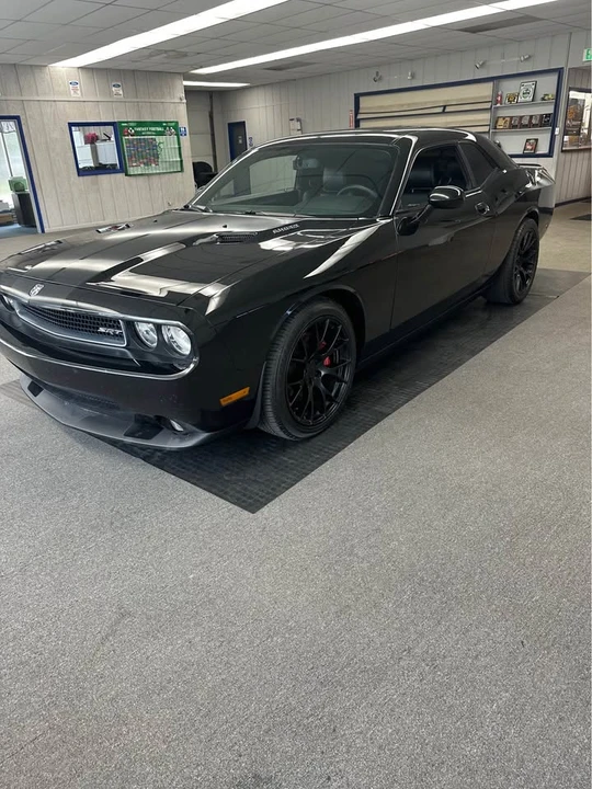 2009 Dodge Challenger SRT8 & 392 3rd Gen - Image 2 of 9
