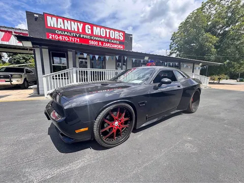 2009 Dodge Challenger SRT8 Coupe 2D