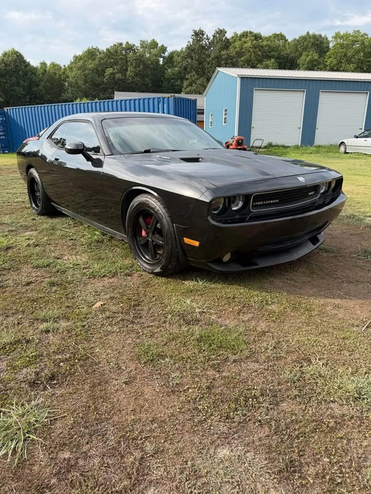 2009 Dodge Challenger SRT8 & 392 3rd Gen - Image 3 of 13