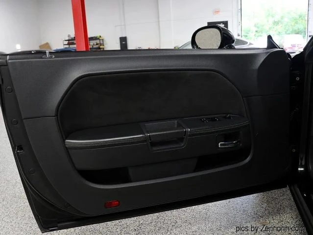 2009 Dodge Challenger SRT8 & 392 3rd Gen - Image 27 of 31