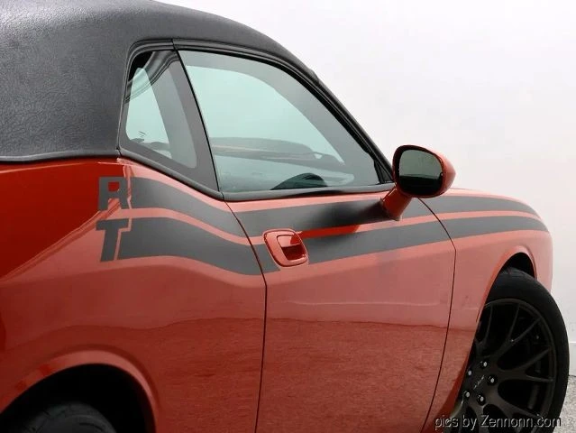 2009 Dodge Challenger SRT8 & 392 3rd Gen - Image 11 of 31