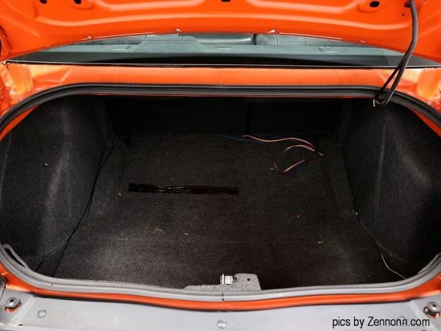 2009 Dodge Challenger SRT8 & 392 3rd Gen - Image 27 of 31