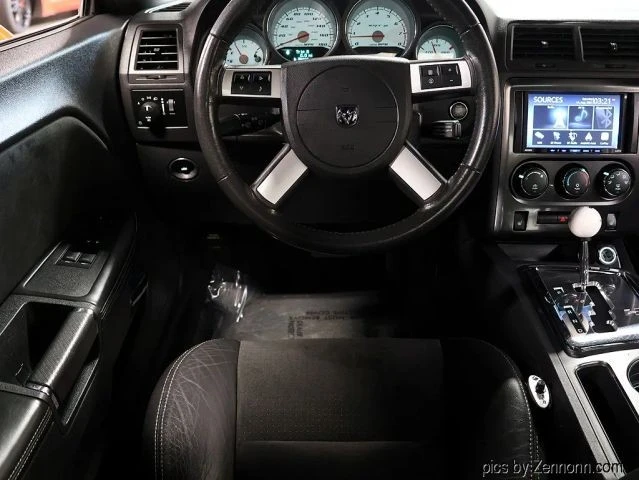 2009 Dodge Challenger SRT8 & 392 3rd Gen - Image 17 of 31