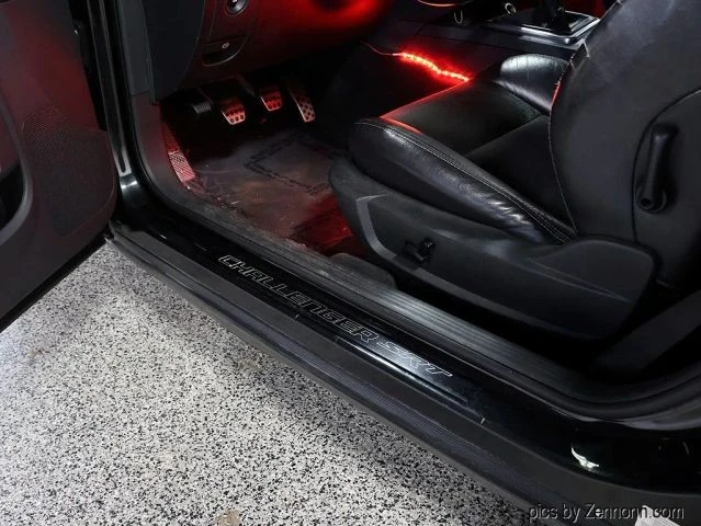 2009 Dodge Challenger SRT8 & 392 3rd Gen - Image 23 of 31