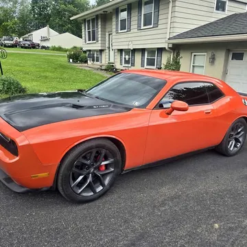 2009 Dodge Challenger SRT8 Coupe 2D