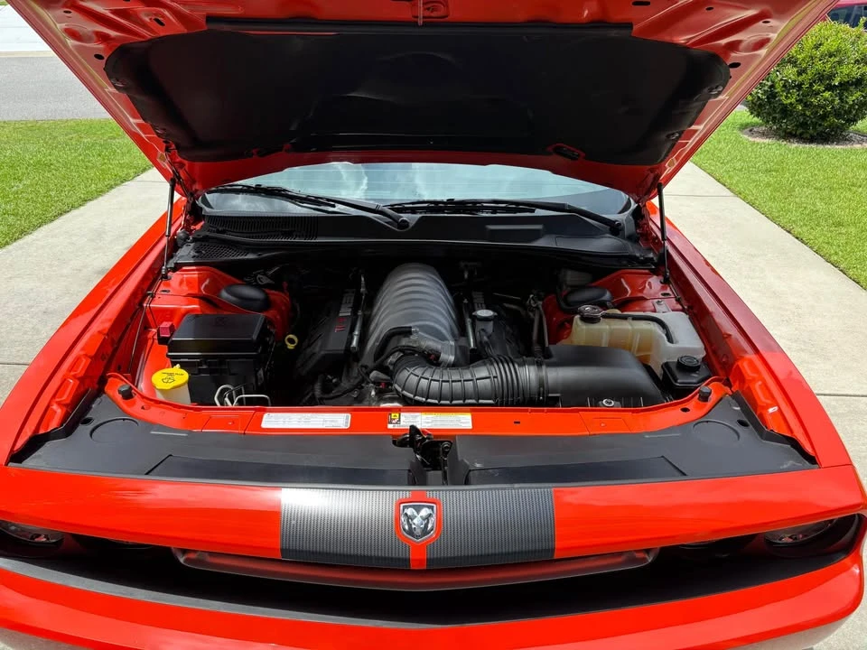 2009 Dodge Challenger SRT8 & 392 3rd Gen - Image 4 of 7