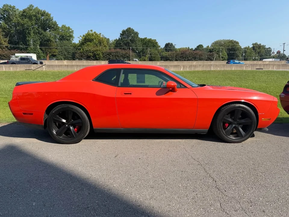 2009 Dodge Challenger SRT8 & 392 3rd Gen - Image 4 of 18