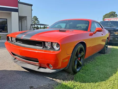 2009 Dodge Challenger SRT8 Coupe 2D
