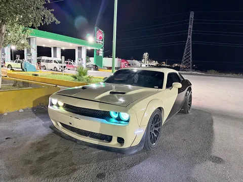 2009 Dodge Challenger SRT8 Coupe 2D