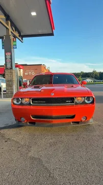 2009 Dodge Challenger SRT8 Coupe 2D