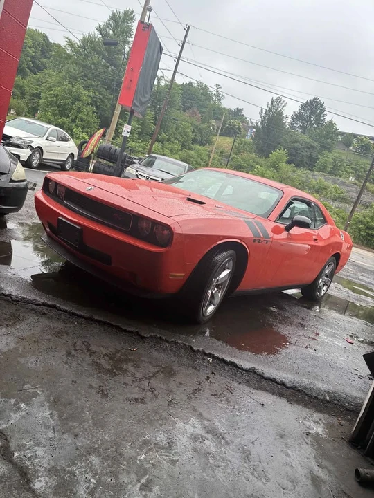 2009 Dodge Challenger SRT8 & 392 3rd Gen - Image 2 of 2