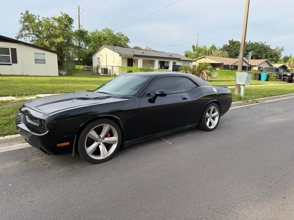 2009 Dodge Challenger SRT8 & 392 3rd Gen - Image 9 of 10