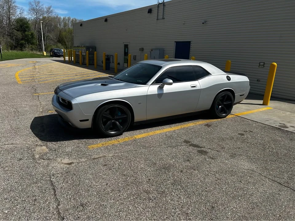 2009 Dodge Challenger SRT8 & 392 3rd Gen - Image 13 of 20