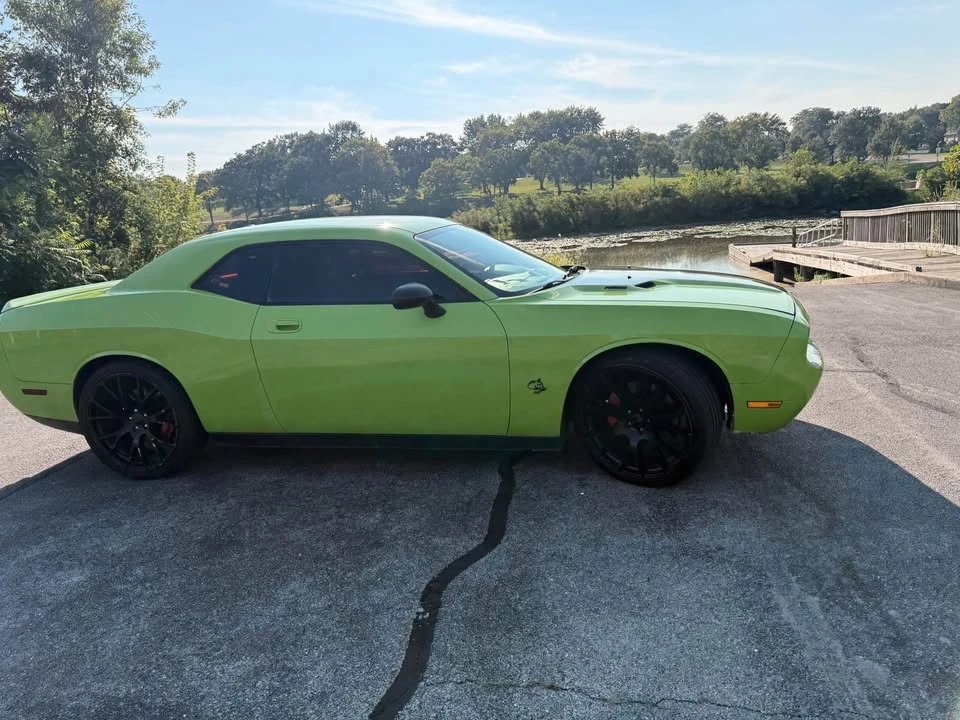 2009 Dodge Challenger SRT8 & 392 3rd Gen - Image 4 of 20