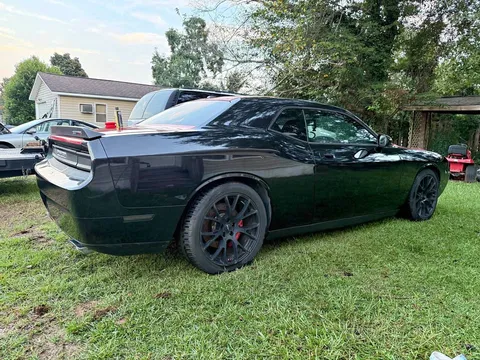 2009 Dodge Challenger SRT8 Coupe 2D