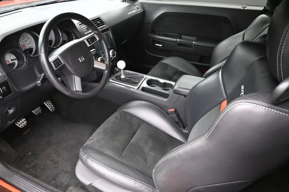 2009 Dodge Challenger SRT8 & 392 3rd Gen - Image 7 of 15