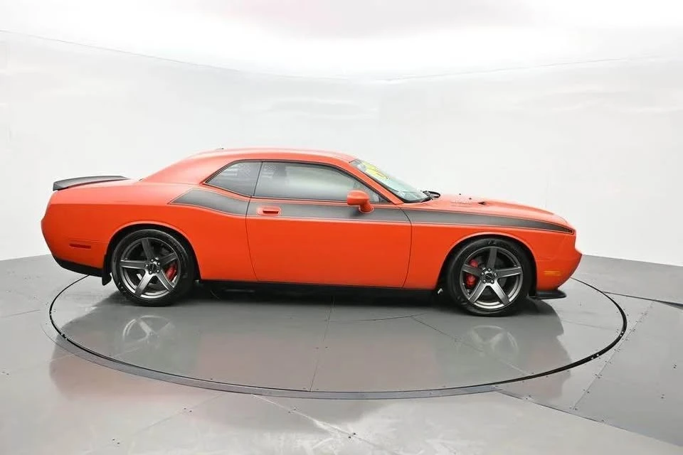 2009 Dodge Challenger SRT8 & 392 3rd Gen - Image 6 of 15