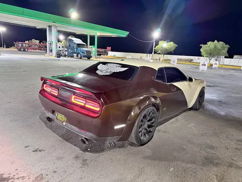 2009 Dodge Challenger SRT8 Coupe 2D
