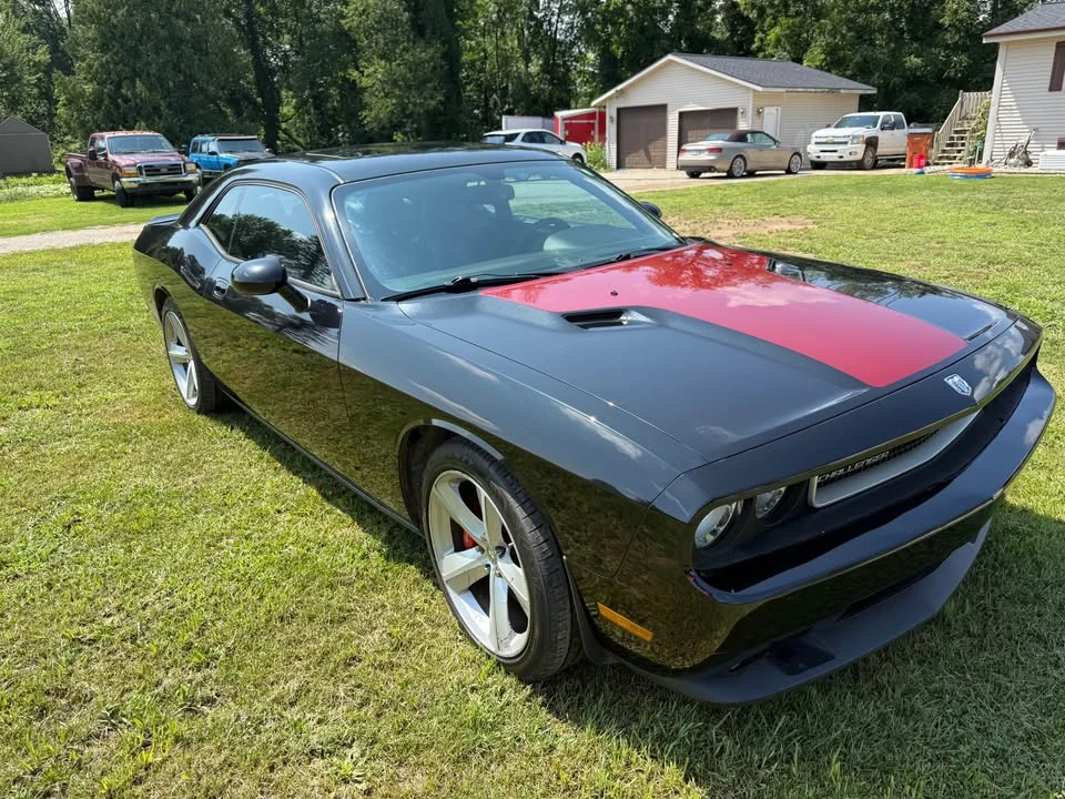 2009 Dodge Challenger SRT8 & 392 3rd Gen - Image 3 of 4