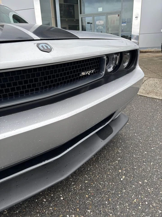 2009 Dodge Challenger SRT8 & 392 3rd Gen - Image 4 of 8