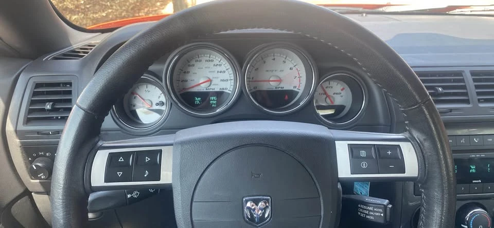 2009 Dodge Challenger SRT8 & 392 3rd Gen - Image 9 of 18