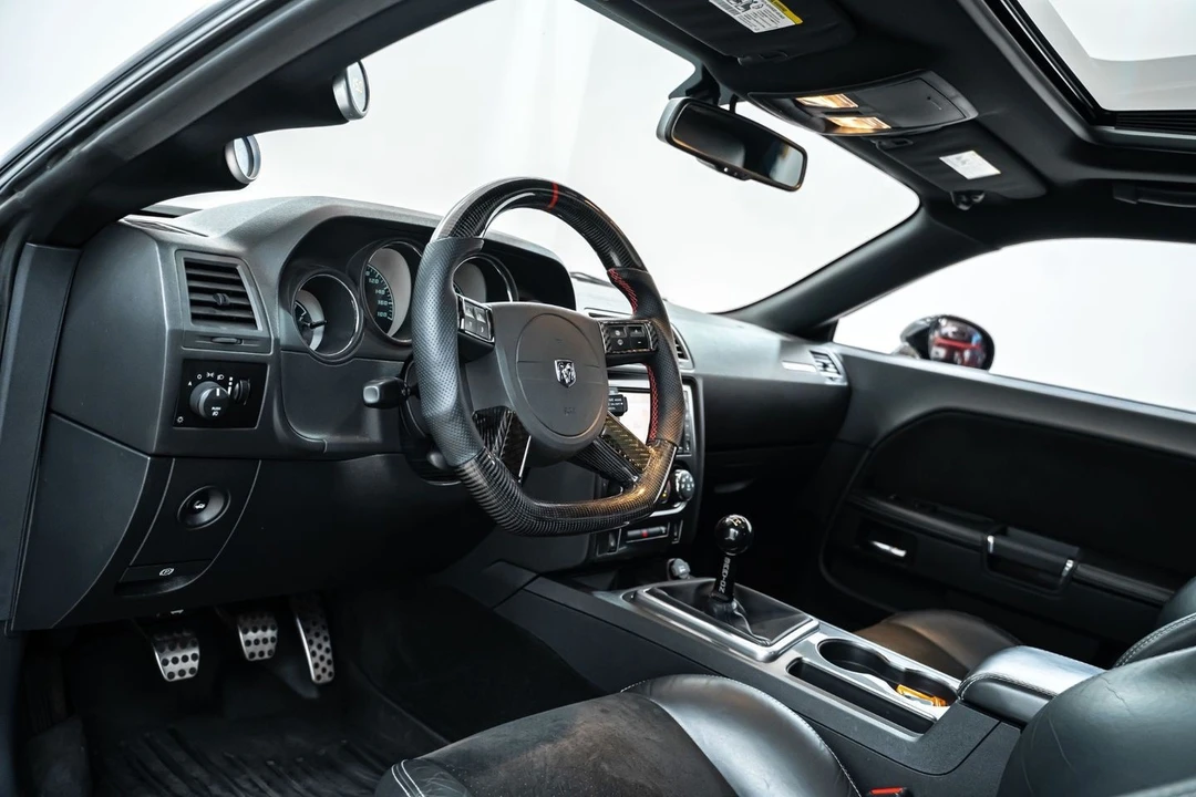 2009 Dodge Challenger SRT8 & 392 3rd Gen - Image 20 of 31