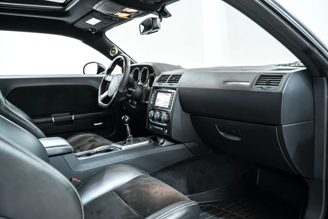 2009 Dodge Challenger SRT8 & 392 3rd Gen - Image 28 of 31