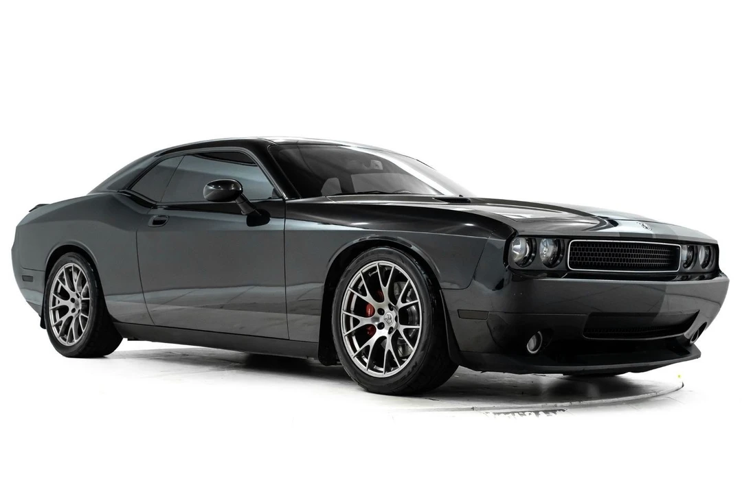 2009 Dodge Challenger SRT8 & 392 3rd Gen - Image 8 of 31