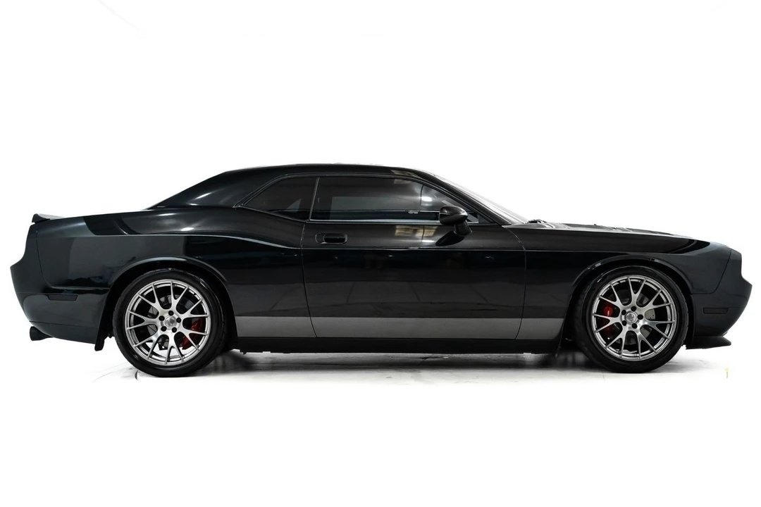 2009 Dodge Challenger SRT8 & 392 3rd Gen - Image 7 of 31