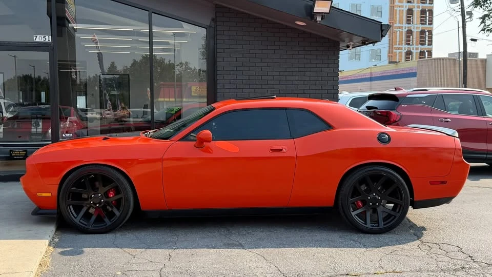 2009 Dodge Challenger SRT8 & 392 3rd Gen - Image 7 of 17