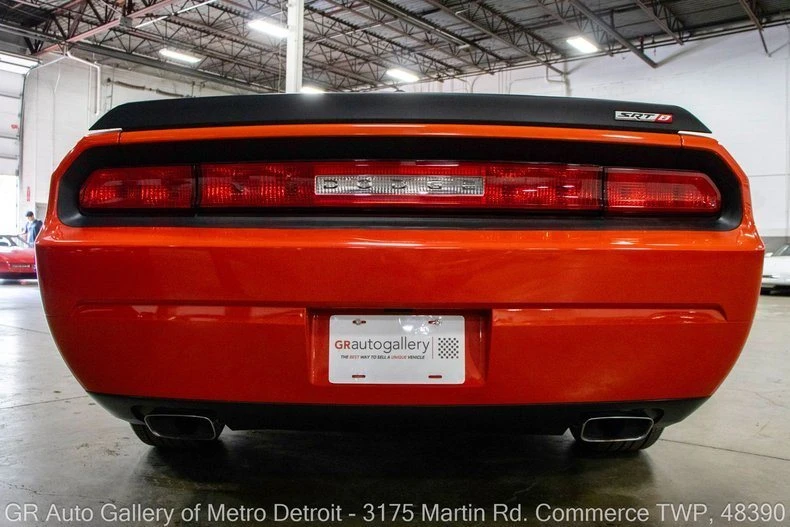 2009 Dodge Challenger SRT8 & 392 3rd Gen - Image 6 of 20