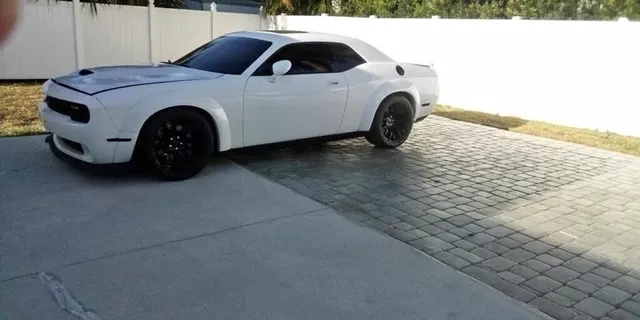 2009 Dodge Challenger SRT8
