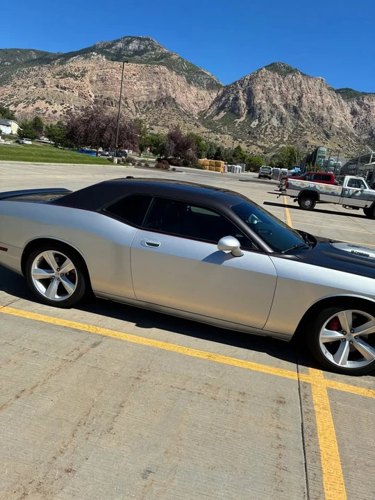 2009 Dodge Challenger 3rd Gen - Image 4 of 7