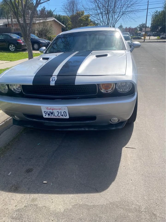 2009 Dodge Challenger 3rd Gen - Image 6 of 8