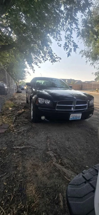 2009 Dodge Challenger 3rd Gen - Image 13 of 14