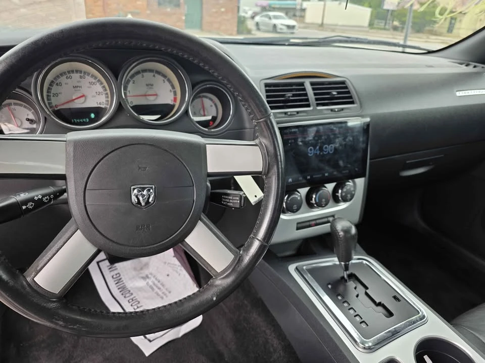 2009 Dodge Challenger 3rd Gen - Image 8 of 9