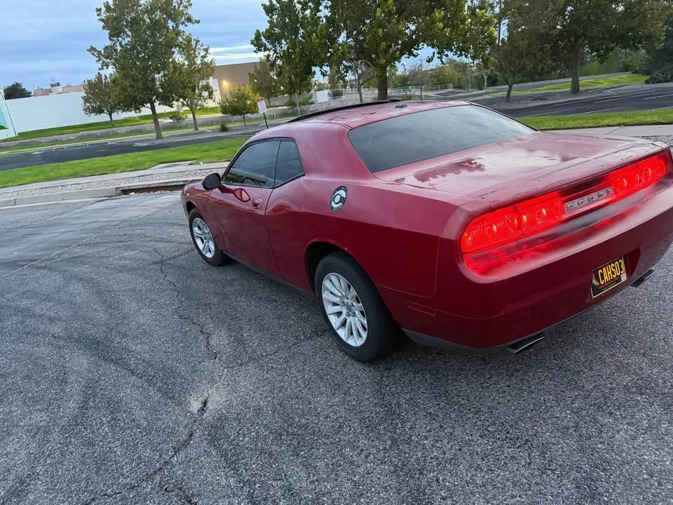 2009 Dodge Challenger 3rd Gen - Image 5 of 14