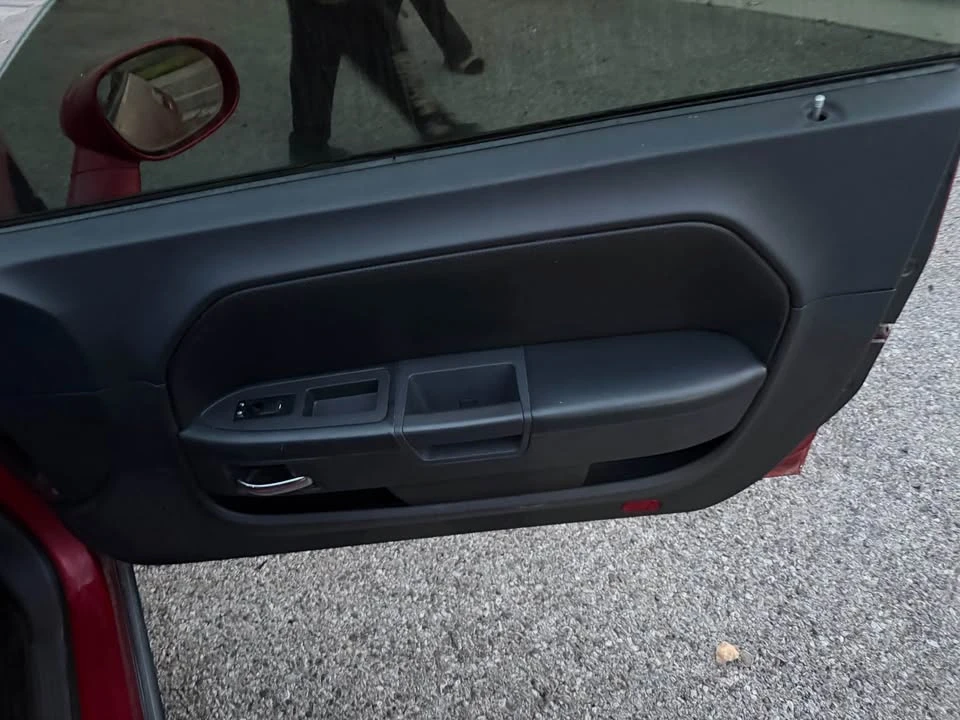 2009 Dodge Challenger 3rd Gen - Image 10 of 14