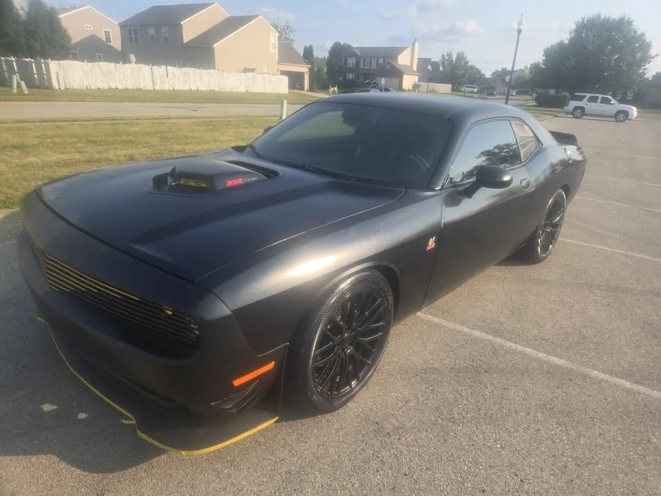 2009 Dodge Challenger SRT8 & 392 3rd Gen - Image 4 of 10