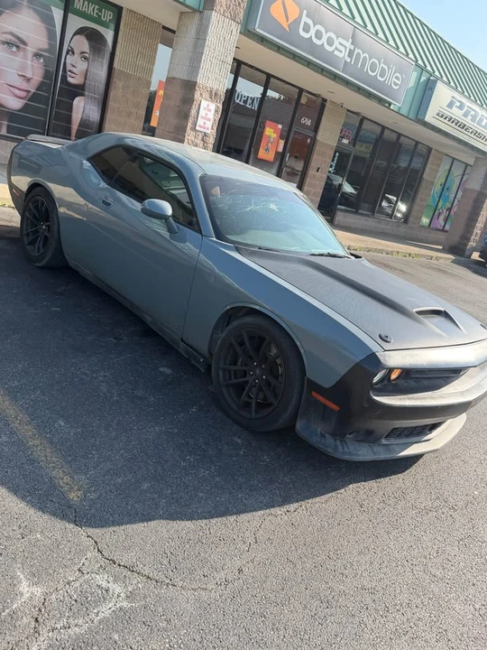 2009 Dodge Challenger SRT8 & 392 3rd Gen - Image 4 of 10