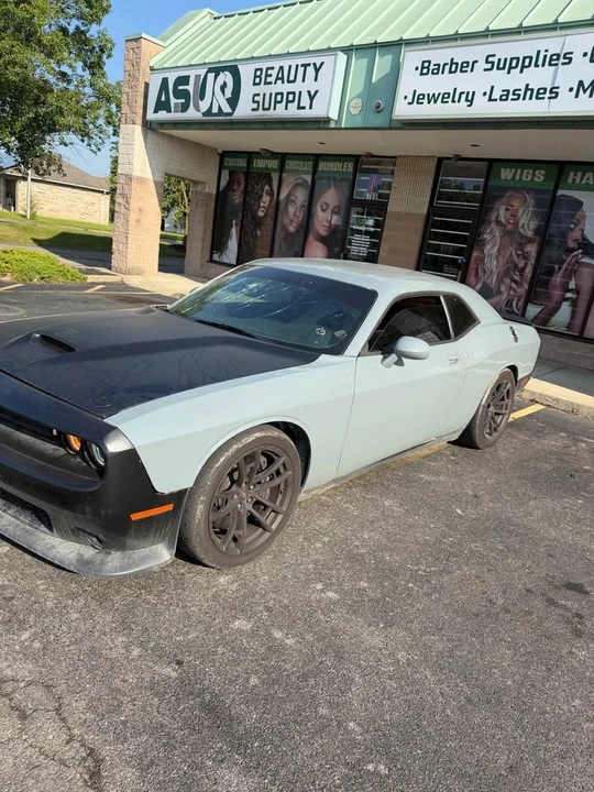 2009 Dodge Challenger SRT8 & 392 3rd Gen - Image 5 of 10