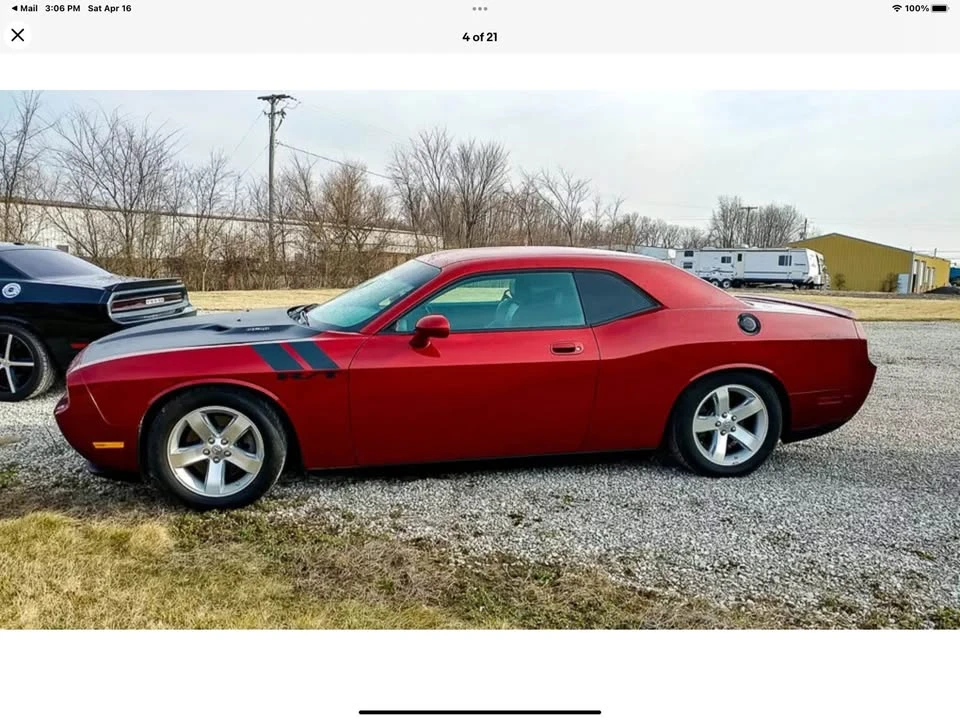 2009 Dodge Challenger 3rd Gen - Image 2 of 5