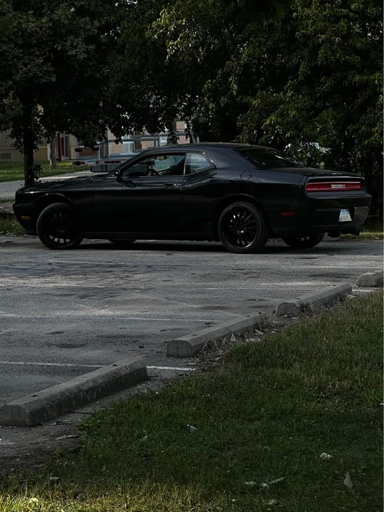 2009 Dodge Challenger 3rd Gen - Image 3 of 10