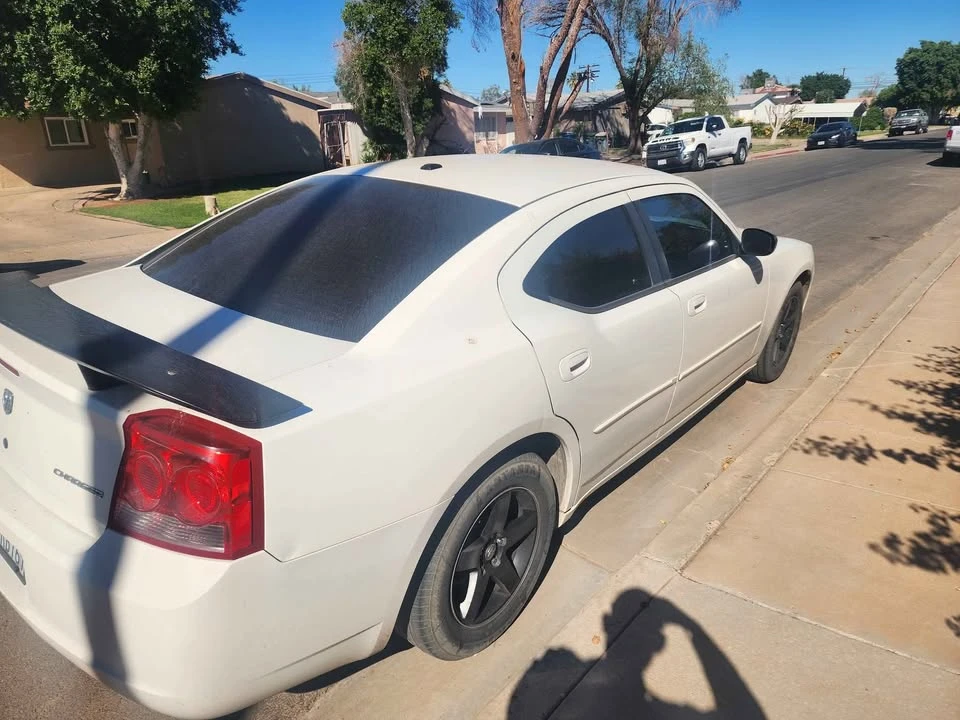2009 Dodge Charger 6th Gen - Image 4 of 5