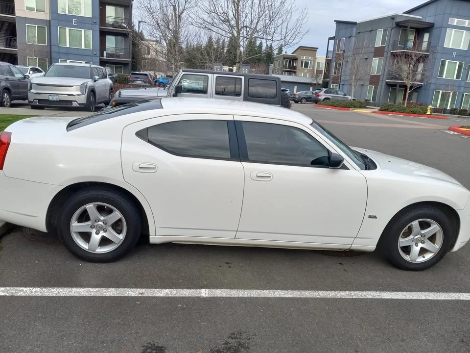 2009 Dodge Charger 6th Gen - Image 3 of 13