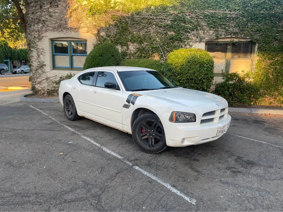 2009 Dodge Charger 6th Gen - Image 14 of 15