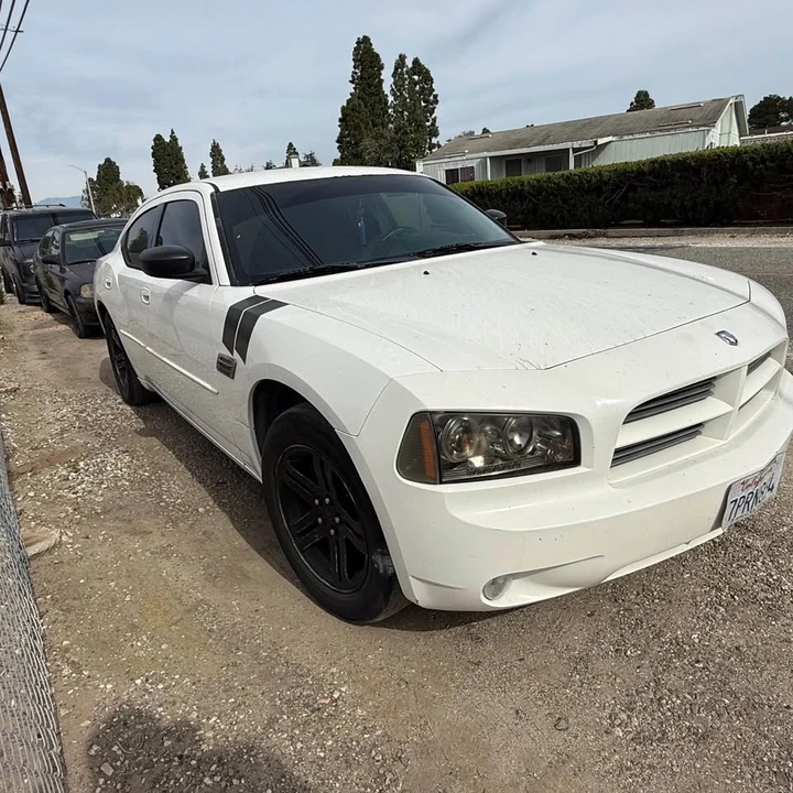 2009 Dodge Charger 6th Gen - Image 2 of 15