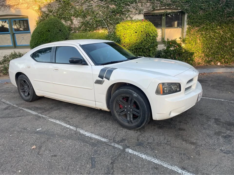 2009 Dodge Charger 6th Gen - Image 8 of 15