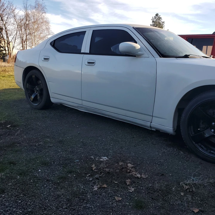 2009 Dodge Charger 6th Gen - Image 2 of 13