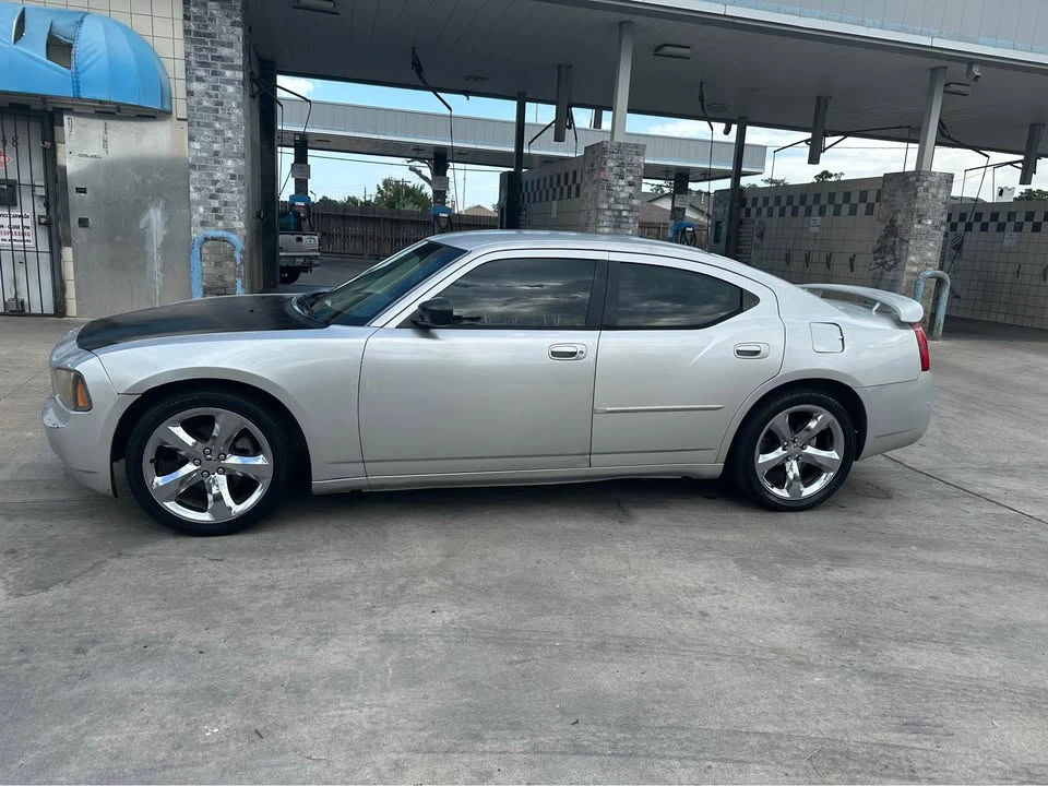 2009 Dodge Charger 6th Gen - Image 3 of 13